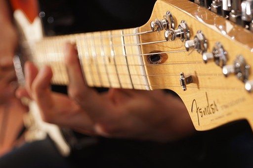 Link to book an electric guitar lesson